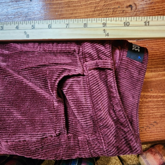 PAIGE- Hoxton Ankle-Burgundy Courdroy jeans...size 25 - Picture 9 of 9